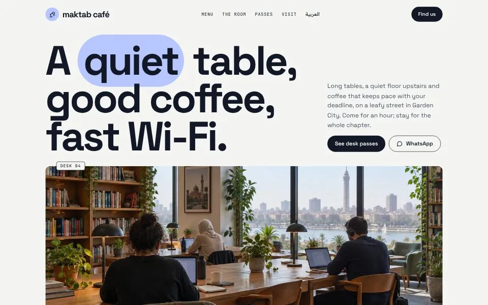 Home page of the Maktab Café template demo